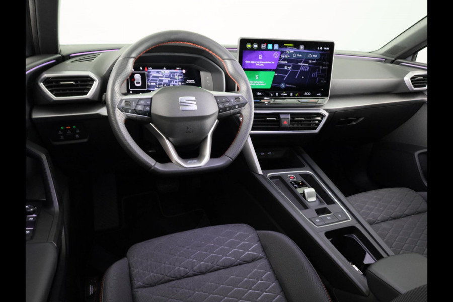 Seat Leon Sportstourer 1.5 TSI e-Hybrid FR PHEV First Edition 204pk Plug in Hybrid | Trekhaak | 18 inch lichtmetalen velgen | Verwarmbare voorstoelen