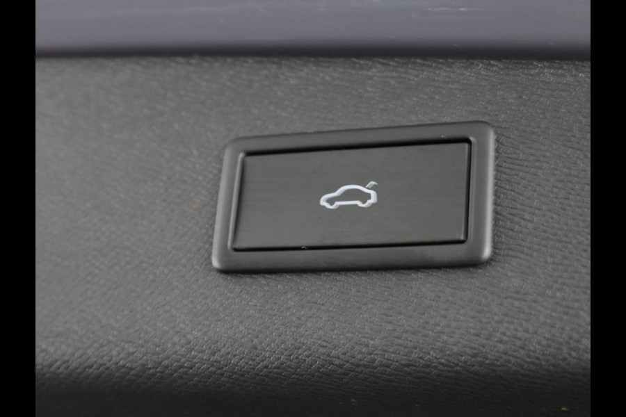 Seat Leon Sportstourer 1.5 TSI e-Hybrid FR PHEV First Edition 204pk Plug in Hybrid | Trekhaak | 18 inch lichtmetalen velgen | Verwarmbare voorstoelen