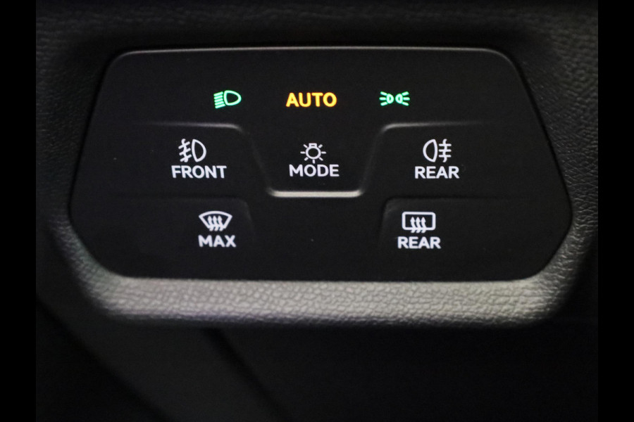 Seat Leon Sportstourer 1.5 TSI e-Hybrid FR PHEV First Edition 204pk Plug in Hybrid | Trekhaak | 18 inch lichtmetalen velgen | Verwarmbare voorstoelen