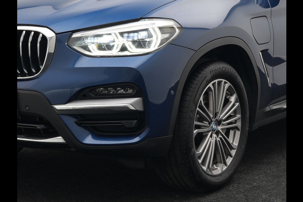 BMW X3 xDrive30e Luxury Line Plug in Hybrid | PHEV | Carplay | LED | Camera | Lederen Sportstoelen Verwarmd | Head-up Display | Keyless |