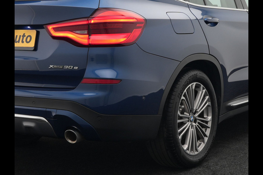 BMW X3 xDrive30e Luxury Line Plug in Hybrid | PHEV | Carplay | LED | Camera | Lederen Sportstoelen Verwarmd | Head-up Display | Keyless |