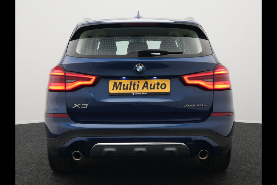 BMW X3 xDrive30e Luxury Line Plug in Hybrid | PHEV | Carplay | LED | Camera | Lederen Sportstoelen Verwarmd | Head-up Display | Keyless |