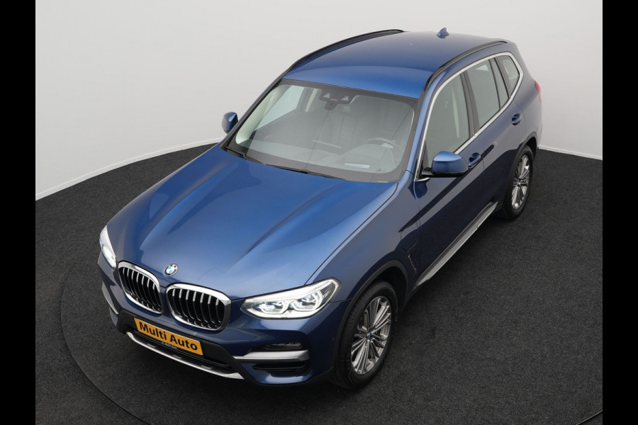 BMW X3 xDrive30e Luxury Line Plug in Hybrid | PHEV | Carplay | LED | Camera | Lederen Sportstoelen Verwarmd | Head-up Display | Keyless |