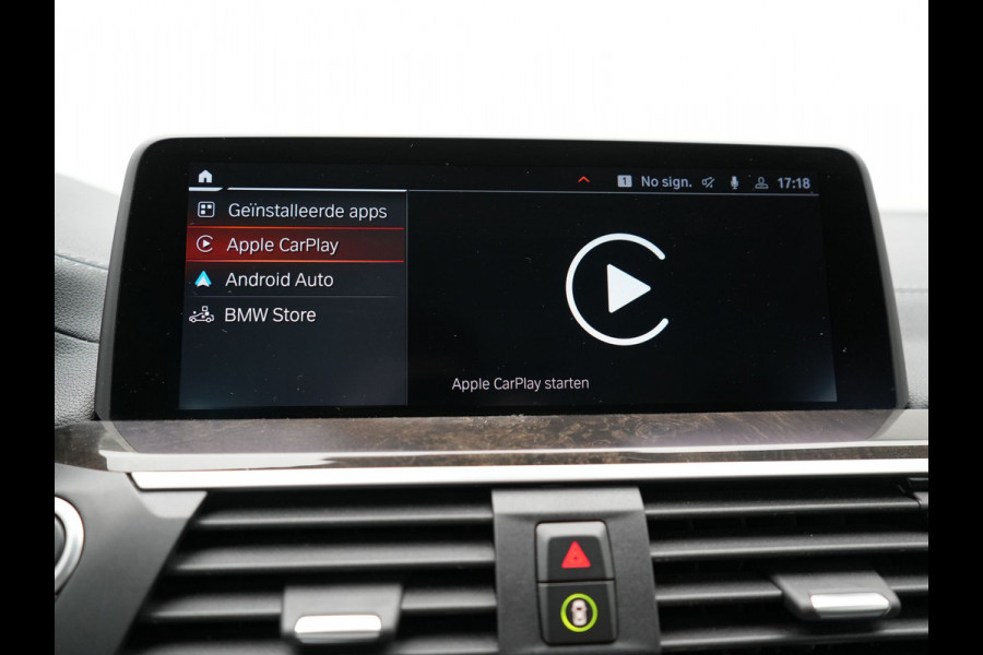 BMW X3 xDrive30e Luxury Line Plug in Hybrid | PHEV | Carplay | LED | Camera | Lederen Sportstoelen Verwarmd | Head-up Display | Keyless |
