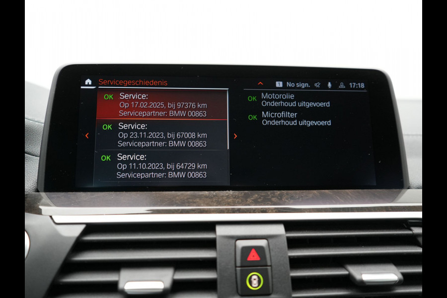 BMW X3 xDrive30e Luxury Line Plug in Hybrid | PHEV | Carplay | LED | Camera | Lederen Sportstoelen Verwarmd | Head-up Display | Keyless |
