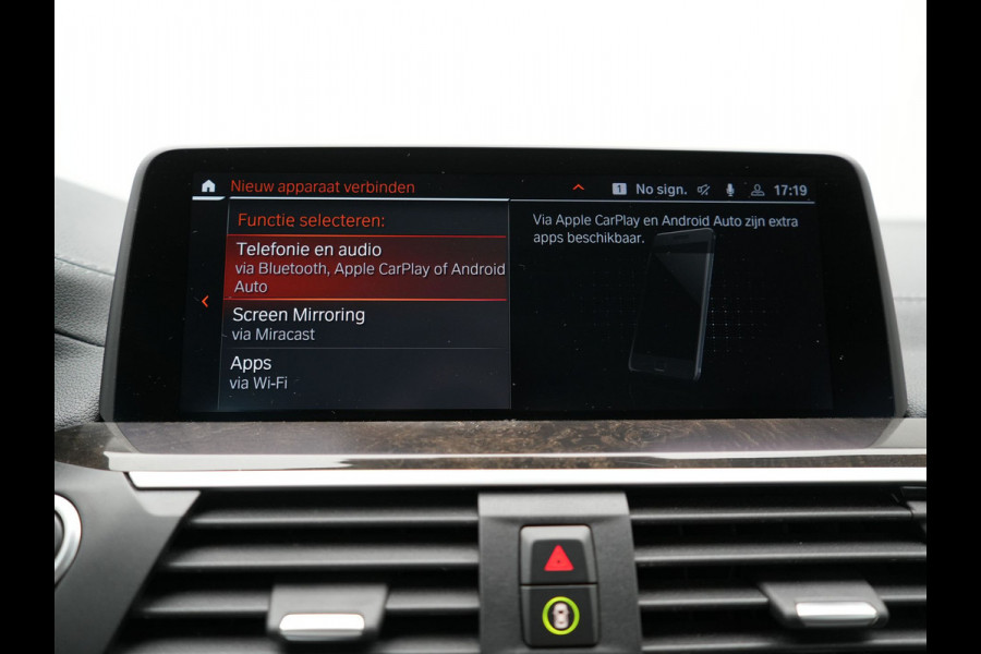 BMW X3 xDrive30e Luxury Line Plug in Hybrid | PHEV | Carplay | LED | Camera | Lederen Sportstoelen Verwarmd | Head-up Display | Keyless |
