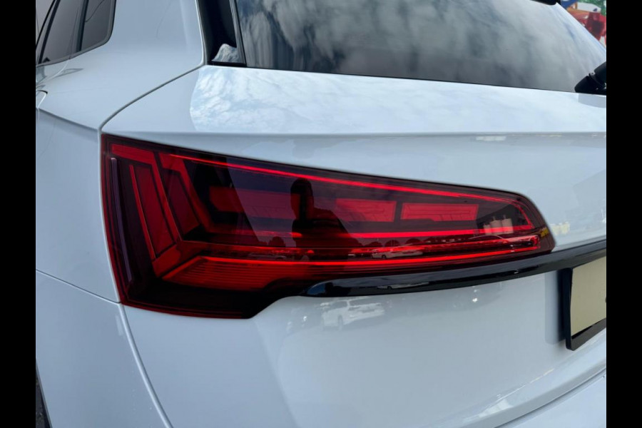 Audi Q5 55 TFSI-e S Line 367PK / Pano / Keyless / Led Matrix / Camera