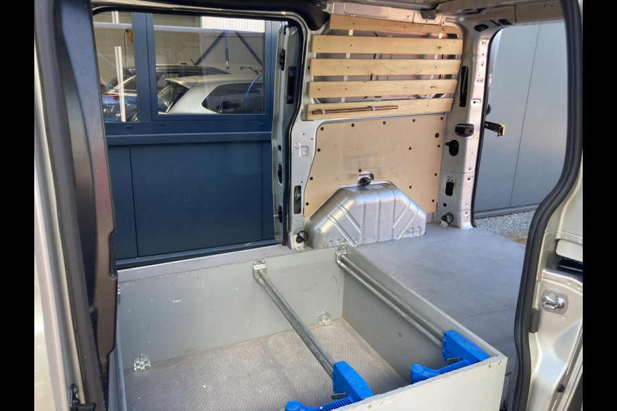Ford Transit Custom 2.0 TDCi 130pk Euro6 Automaat L1H1 300 GB TREKHAAK/2XSCHUIFDEUR/VOORRUITVERW./AIRCO/CRUISE/PDC