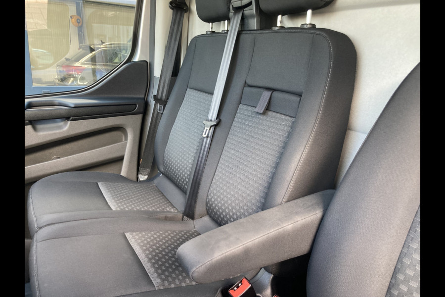 Ford Transit Custom 2.0 TDCi 130pk Euro6 Automaat L1H1 300 GB TREKHAAK/2XSCHUIFDEUR/VOORRUITVERW./AIRCO/CRUISE/PDC