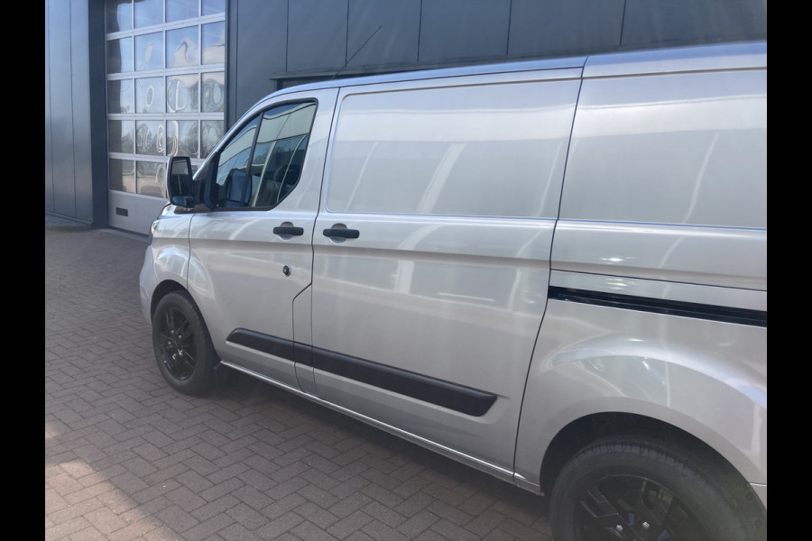 Ford Transit Custom 2.0 TDCi 130pk Euro6 Automaat L1H1 300 GB TREKHAAK/2XSCHUIFDEUR/VOORRUITVERW./AIRCO/CRUISE/PDC