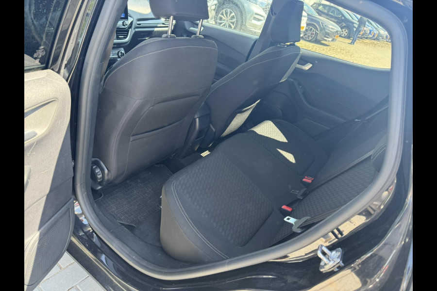 Ford Fiesta 1.0 EcoBoost Hybrid Titanium | Winter Pack | Navigatie | Camera |