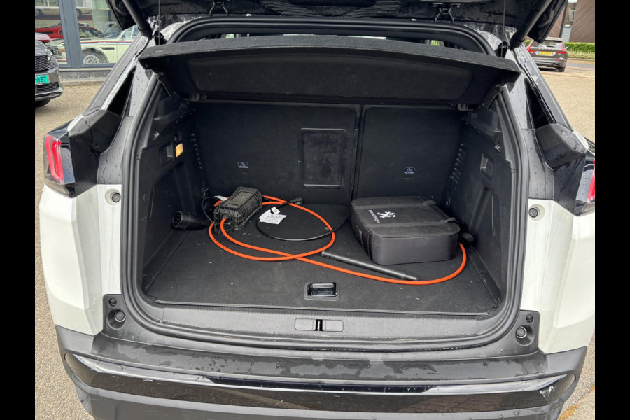 Peugeot 3008 1.6 HYbrid4 300 GT BLACK PACK MEMORY SEAT | PANO | LEDER | RIJKLAAR INCL. 12 MND. BOVAGGARANTIE