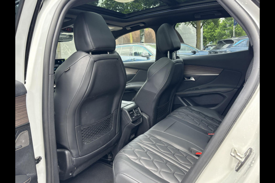 Peugeot 3008 1.6 HYbrid4 300 GT BLACK PACK MEMORY SEAT | PANO | LEDER | RIJKLAAR INCL. 12 MND. BOVAGGARANTIE