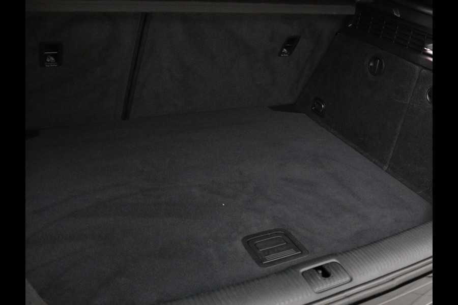 Audi A3 1.0 TFSI Sport S Line Edition | Trekhaak | Half leder | Sportstoelen | Full LED | Navigatie | Climate control | Cruise control