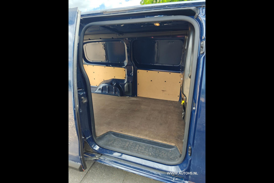 Toyota ProAce Worker 2.0 D-4D Cool Comfort Long , euro 6 , 1e eig , Super km! extra lang. apk feb. 2026.