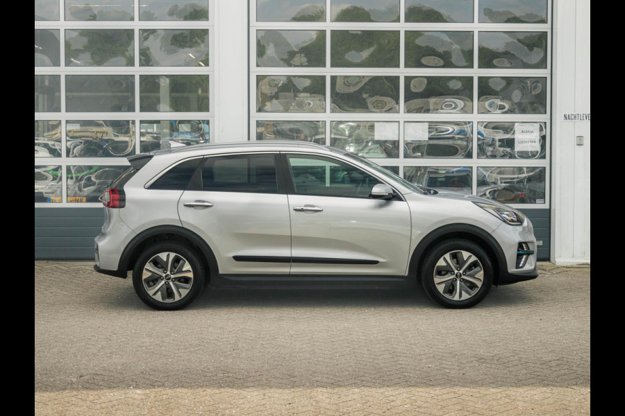 Kia e-Niro ExecutiveLine 64 kWh | Clima | Leder | Navi | Stoel&Stuur Verwarming | Adapt. Cruise | Camera | Warmtepomp
