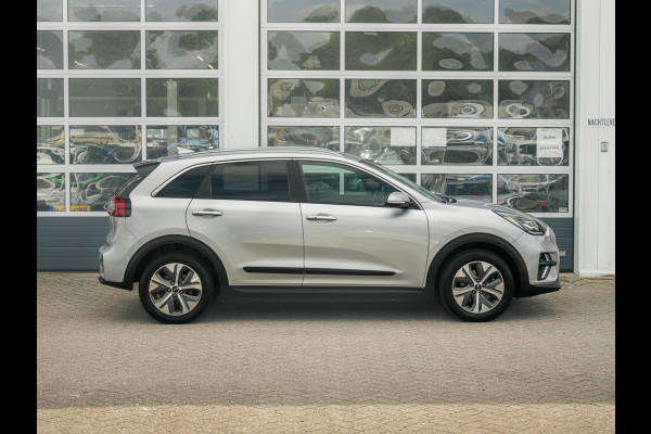 Kia e-Niro ExecutiveLine 64 kWh | Clima | Leder | Navi | Stoel&Stuur Verwarming | Adapt. Cruise | Camera | Warmtepomp