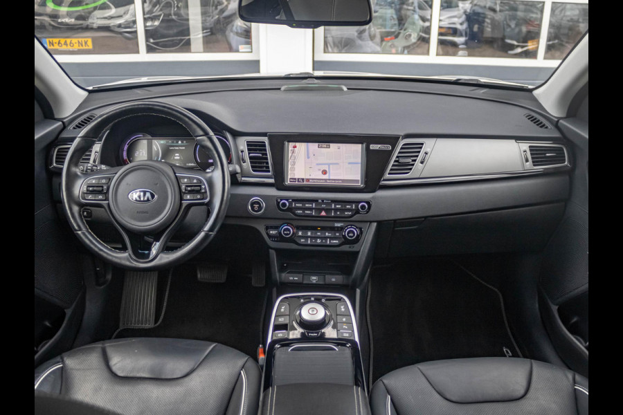 Kia e-Niro ExecutiveLine 64 kWh | Clima | Leder | Navi | Stoel&Stuur Verwarming | Adapt. Cruise | Camera | Warmtepomp
