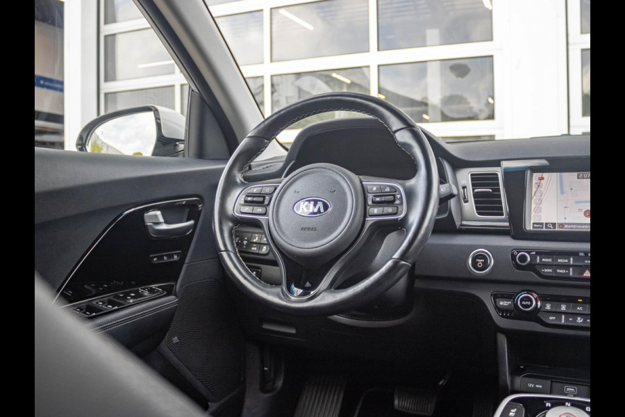 Kia e-Niro ExecutiveLine 64 kWh | Clima | Leder | Navi | Stoel&Stuur Verwarming | Adapt. Cruise | Camera | Warmtepomp