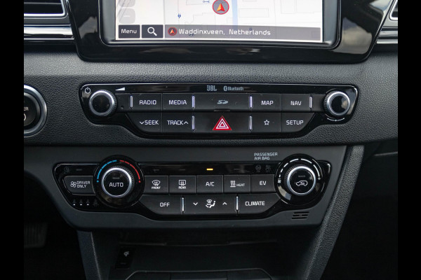 Kia e-Niro ExecutiveLine 64 kWh | Clima | Leder | Navi | Stoel&Stuur Verwarming | Adapt. Cruise | Camera | Warmtepomp