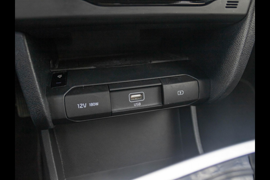 Kia e-Niro ExecutiveLine 64 kWh | Clima | Leder | Navi | Stoel&Stuur Verwarming | Adapt. Cruise | Camera | Warmtepomp