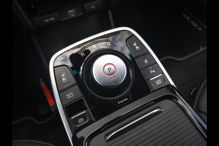 Kia e-Niro ExecutiveLine 64 kWh | Clima | Leder | Navi | Stoel&Stuur Verwarming | Adapt. Cruise | Camera | Warmtepomp