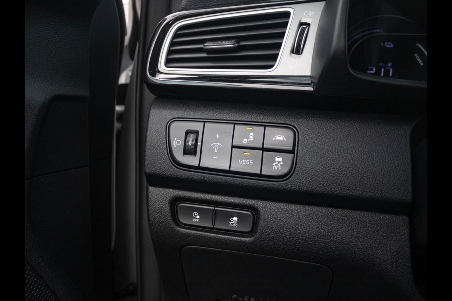 Kia e-Niro ExecutiveLine 64 kWh | Clima | Leder | Navi | Stoel&Stuur Verwarming | Adapt. Cruise | Camera | Warmtepomp