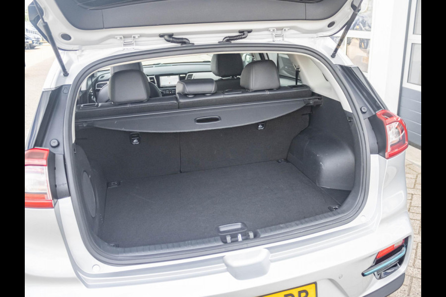 Kia e-Niro ExecutiveLine 64 kWh | Clima | Leder | Navi | Stoel&Stuur Verwarming | Adapt. Cruise | Camera | Warmtepomp