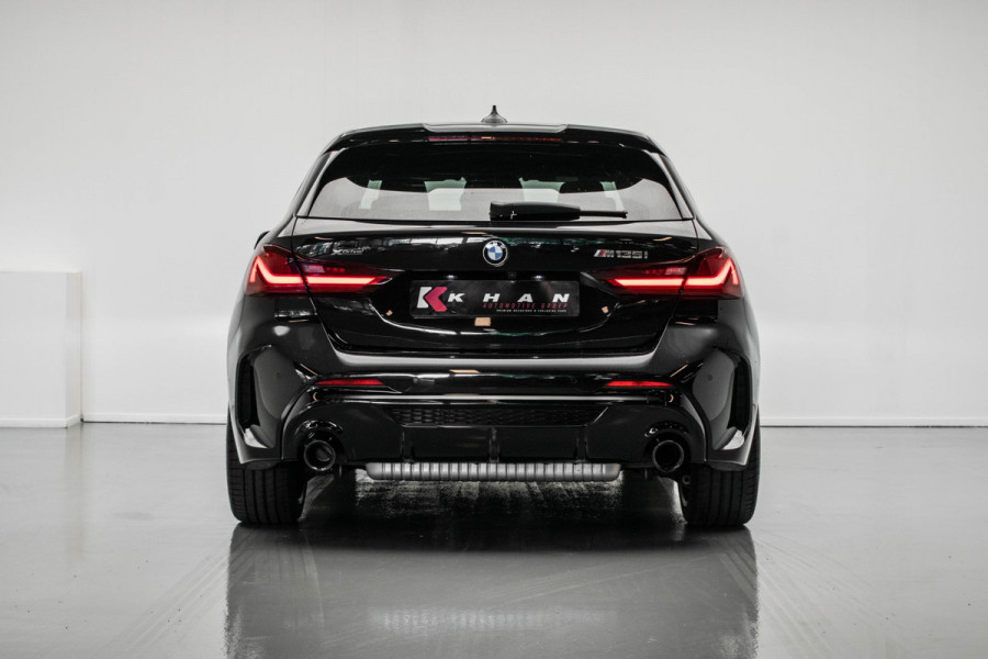 BMW 1-serie M135i xDrive Executive |Pano|HUD|H&K|Virtual|Dodehoek|