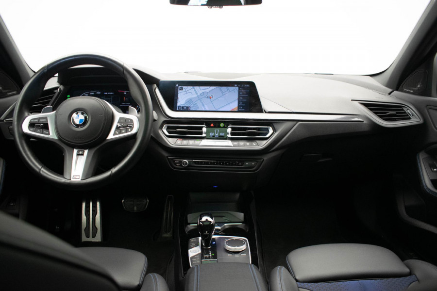 BMW 1-serie M135i xDrive Executive |Pano|HUD|H&K|Virtual|Dodehoek|