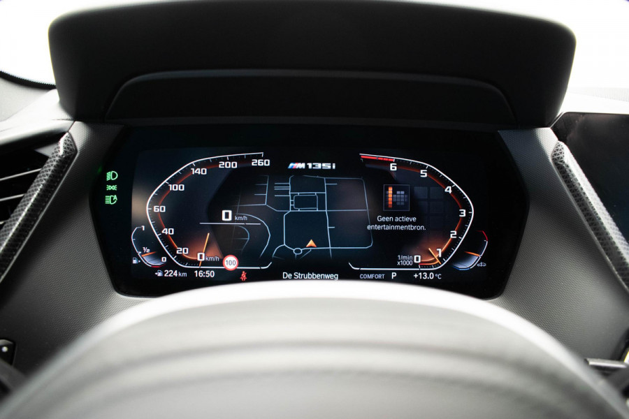 BMW 1-serie M135i xDrive Executive |Pano|HUD|H&K|Virtual|Dodehoek|