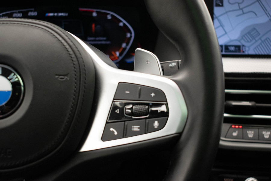 BMW 1-serie M135i xDrive Executive |Pano|HUD|H&K|Virtual|Dodehoek|