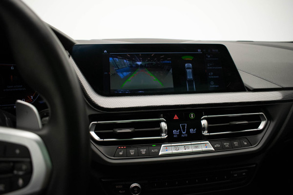 BMW 1-serie M135i xDrive Executive |Pano|HUD|H&K|Virtual|Dodehoek|