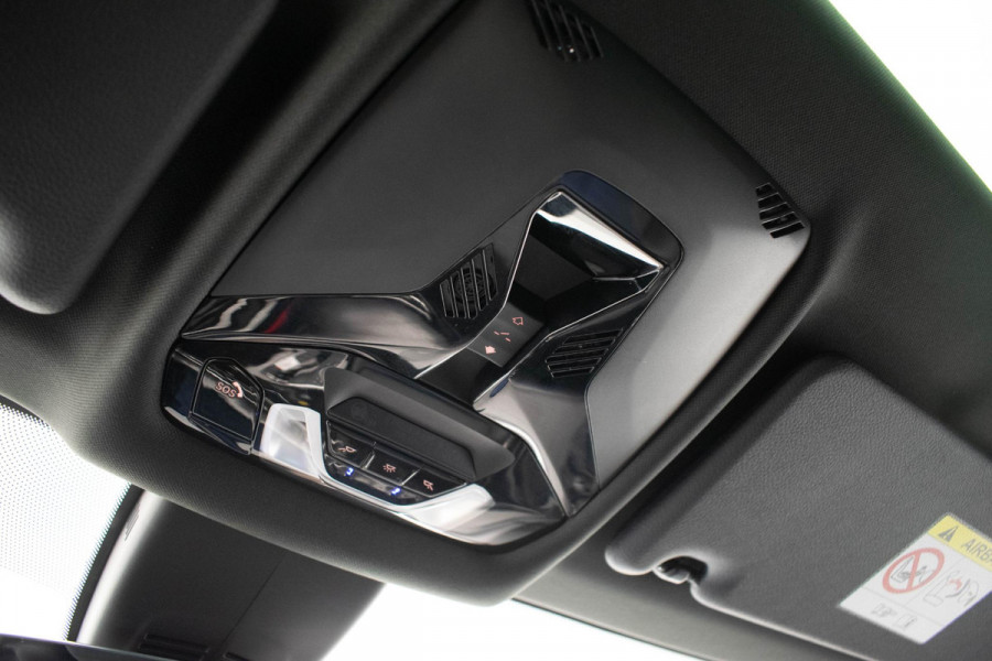 BMW 1-serie M135i xDrive Executive |Pano|HUD|H&K|Virtual|Dodehoek|