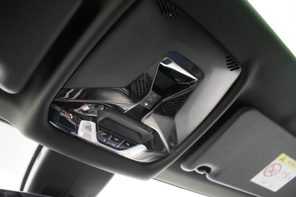 BMW 1-serie M135i xDrive Executive |Pano|HUD|H&K|Virtual|Dodehoek|