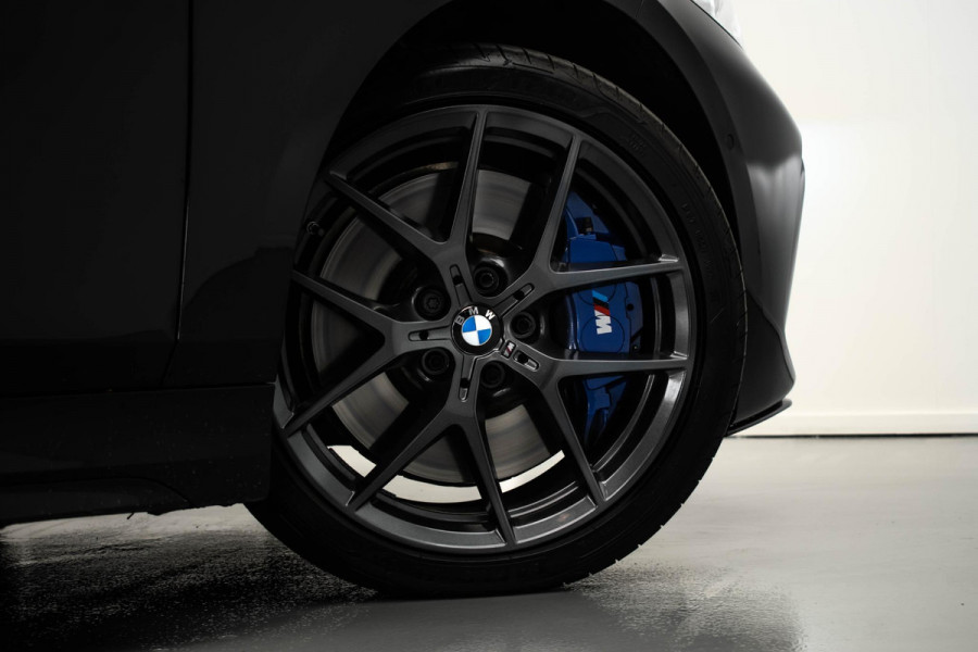 BMW 1-serie M135i xDrive Executive |Pano|HUD|H&K|Virtual|Dodehoek|