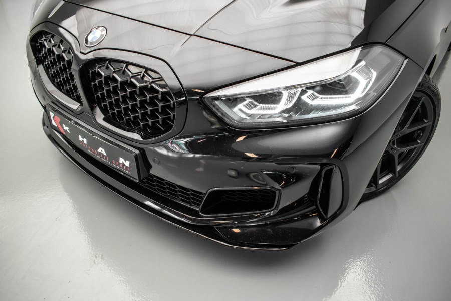 BMW 1-serie M135i xDrive Executive |Pano|HUD|H&K|Virtual|Dodehoek|