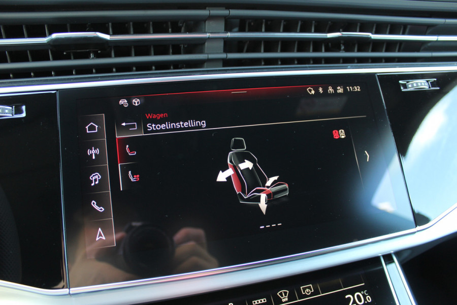 Audi Q8 60 TFSI e quattro Pro Line S Competition | Panoramadak | Trekhaak | 23'' | Luchtvering | Vierwielbesturing | Matrix | OLED