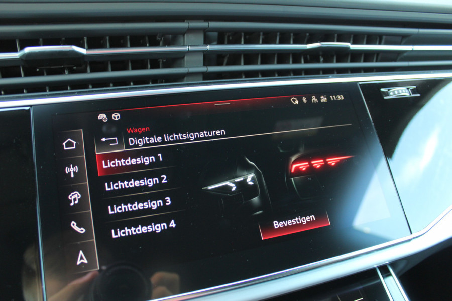 Audi Q8 60 TFSI e quattro Pro Line S Competition | Panoramadak | Trekhaak | 23'' | Luchtvering | Vierwielbesturing | Matrix | OLED