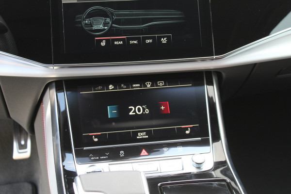 Audi Q8 60 TFSI e quattro Pro Line S Competition | Panoramadak | Trekhaak | 23'' | Luchtvering | Vierwielbesturing | Matrix | OLED