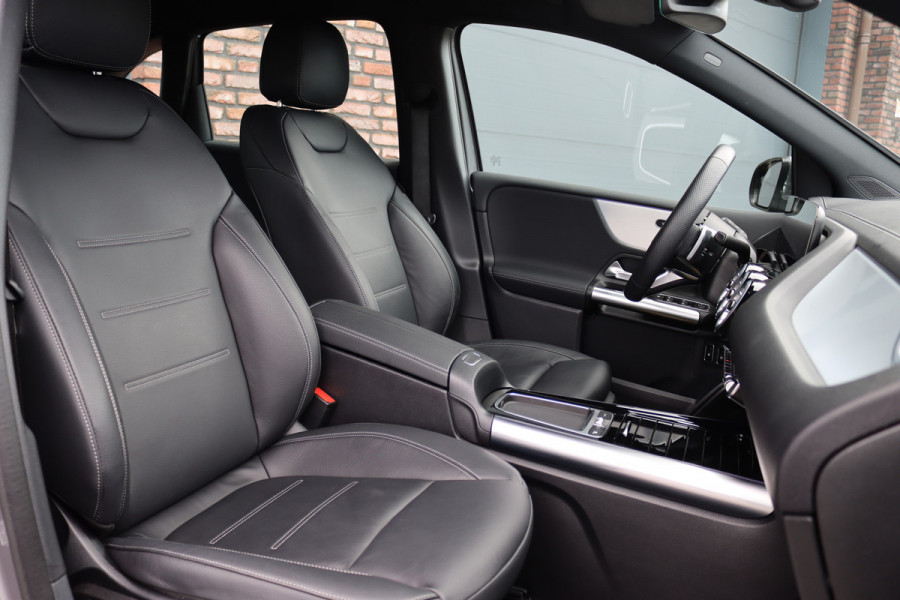 Mercedes-Benz B-Klasse 250 e Star Edition AMG Line Aut8 | Facelift | Distronic | Camera | Advanced Soundsystem | Keyless Go | Augmented Reality | Leder | Stoelverwarming | Sfeerverlichting |