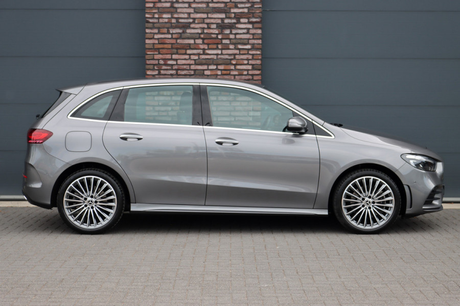 Mercedes-Benz B-Klasse 250 e Star Edition AMG Line Aut8 | Facelift | Distronic | Camera | Advanced Soundsystem | Keyless Go | Augmented Reality | Leder | Stoelverwarming | Sfeerverlichting |