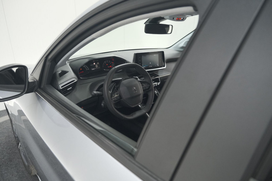 Peugeot 208 PureTech 100 EAT8 Active Pack | Apple Carplay | Parkeersensoren | Navigatie