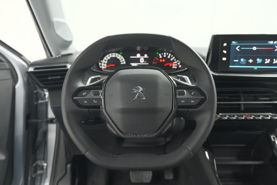 Peugeot 208 PureTech 100 EAT8 Active Pack | Apple Carplay | Parkeersensoren | Navigatie