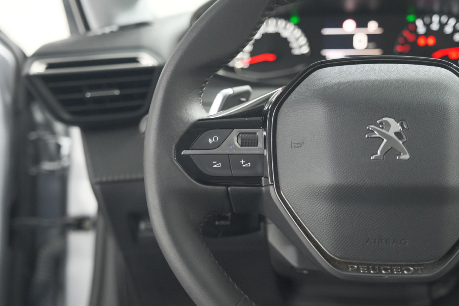 Peugeot 208 PureTech 100 EAT8 Active Pack | Apple Carplay | Parkeersensoren | Navigatie