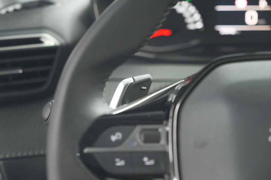 Peugeot 208 PureTech 100 EAT8 Active Pack | Apple Carplay | Parkeersensoren | Navigatie