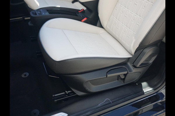 Fiat 500E CABRIO La Prima 42 kWh | By Bocelli | Leder | 17" | Navi | Winter Pack |