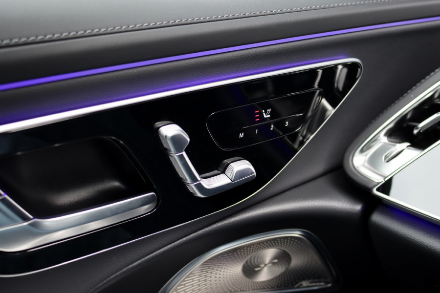 Mercedes-Benz E-Klasse 400 e 4MATIC AMG Line Aut9 | MBUX Hyperscreen | Distronic Pro | Memory | Digital Light | Panoramadak | Surround Camera | Nightpakket |