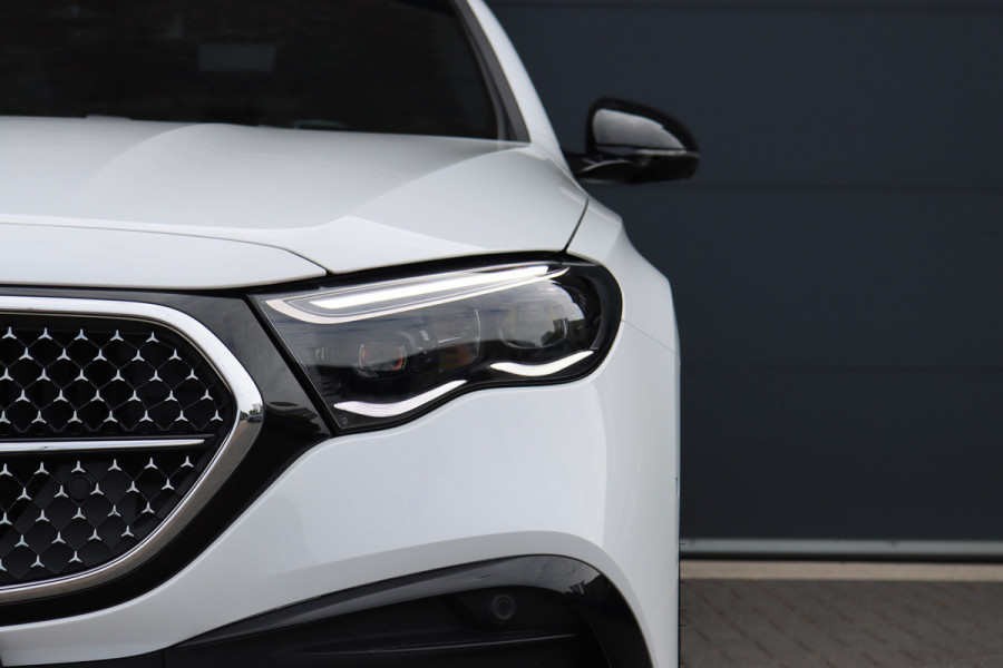 Mercedes-Benz E-Klasse 400 e 4MATIC AMG Line Aut9 | MBUX Hyperscreen | Distronic Pro | Memory | Digital Light | Panoramadak | Surround Camera | Nightpakket |