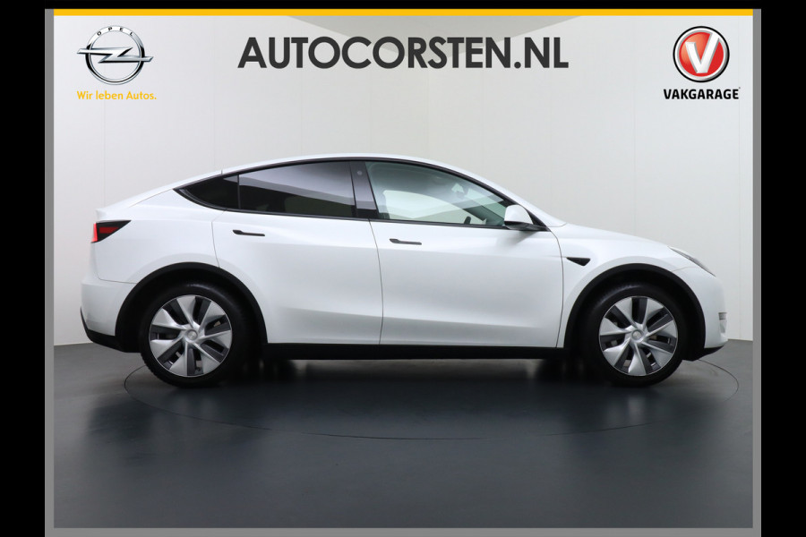 Tesla Model Y Long Range 514PK AWD 75kWh Trekhaak-1600KG Warmtepomp Full-Self-Driving Computer 3 Leder  19" GSM-Sleutel Stoelverw.- V+A+Stuur+ Keyless PDC-a+v Elek.Achterklep Lmv Led Standkachel 4WD LR 1e Eigenaar, origineel Nederlands Geleverd, Accu-Garantie t/m sept-2031